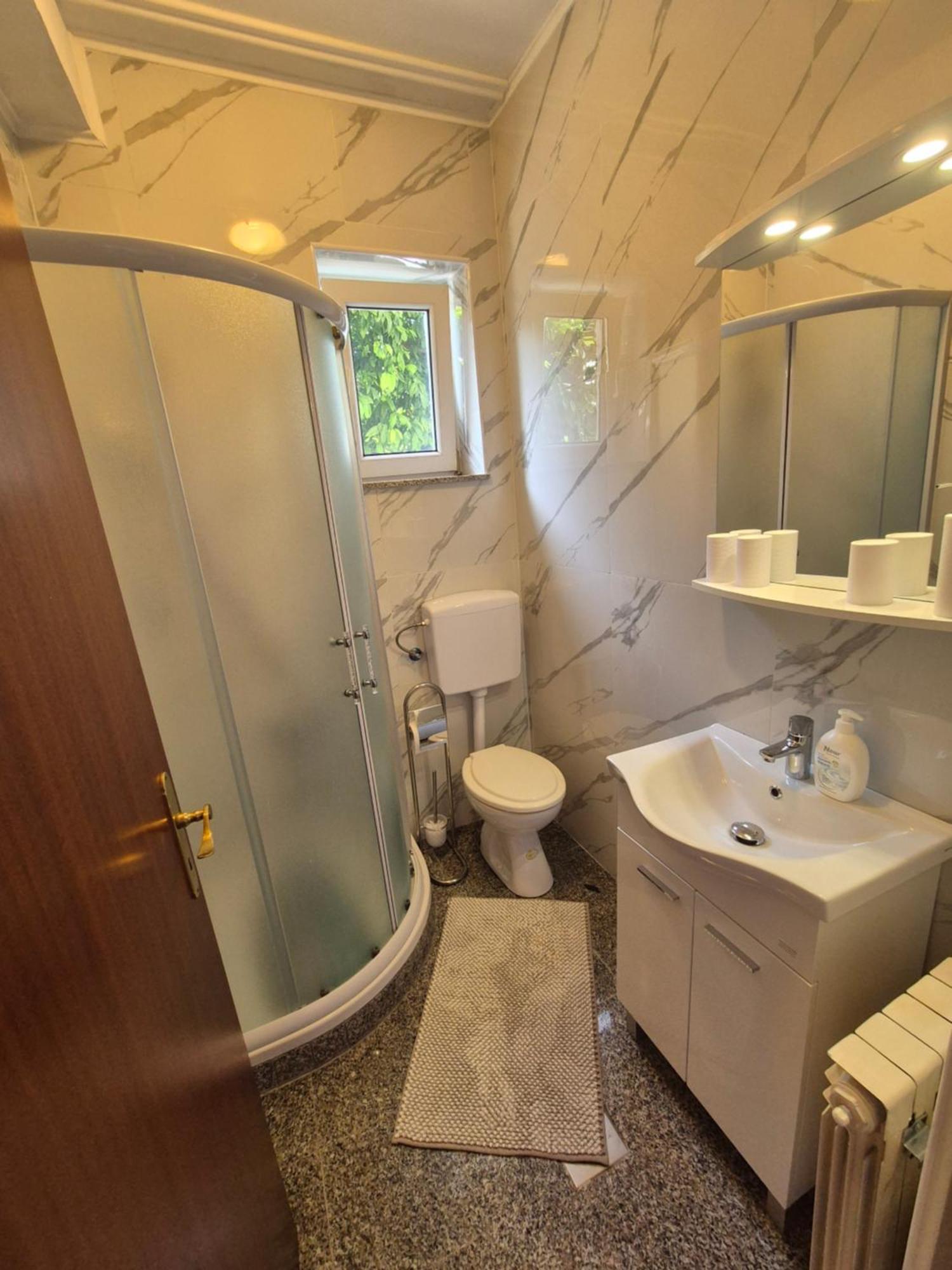 Apartmani Adria Opatija Buitenkant foto